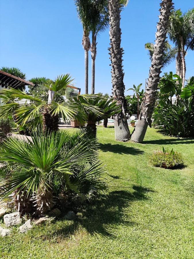Villetta Del Salento Exclusive B&B ガリポリ エクステリア 写真