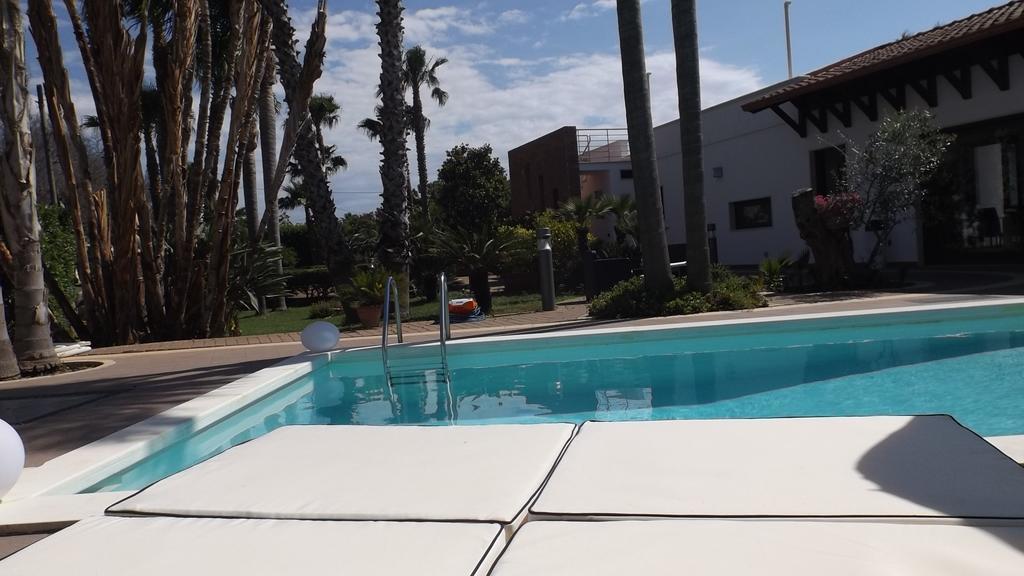 Villetta Del Salento Exclusive B&B ガリポリ エクステリア 写真